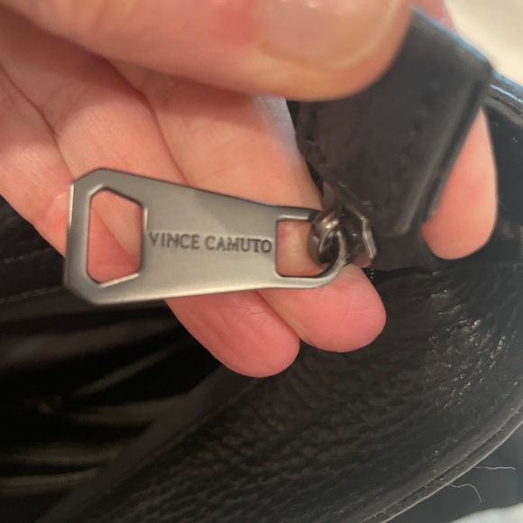 Vince Camuto Surbo bag - Picture 4 of 11